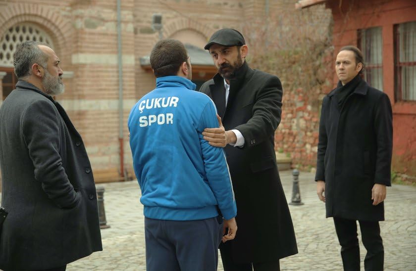 Çukur Episode 84: Selim's Dilemma and Yamaç's Perilous Confrontation