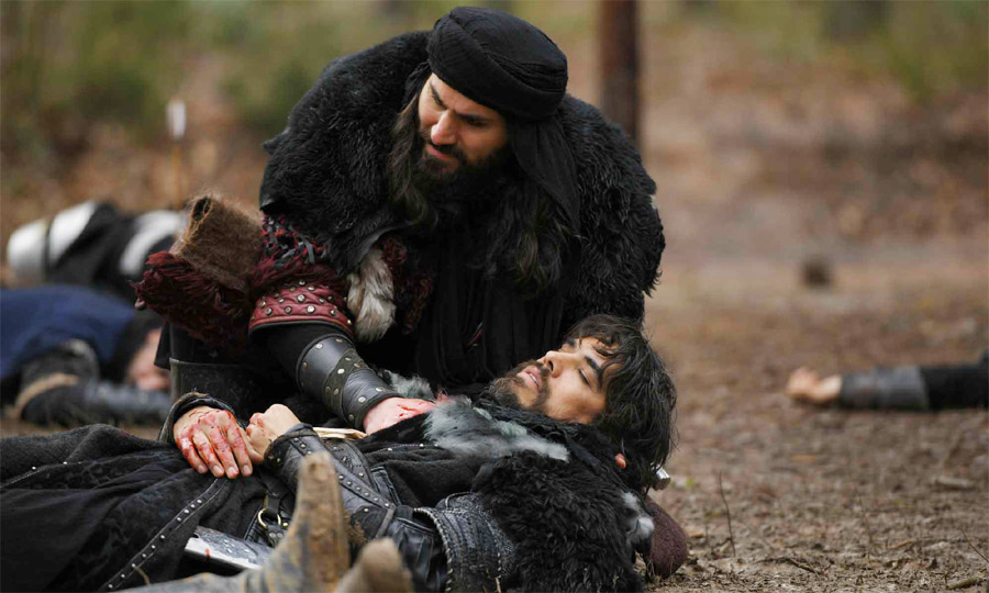 Brace yourself for a thrilling episode of Sultan Salahuddin Ayyubi (Episode 20)! Witness Salahuddin's daring mission to retrieve the Ark of the Covenant and thwart Avram's sinister plans. Find out where to watch the episode with Urdu subtitles!