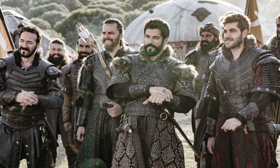 Brace yourself for a heart-pounding episode of Kuruluş Osman (Season 5, Episode 163 with Urdu subtitles)! Witness a climactic confrontation between Osman Bey and Commander Konstantin. Meanwhile, a shocking revelation threatens Elçim Hatun, and danger looms for Osman Bey as a trap is set. Stream the episode on NiaziPlay!