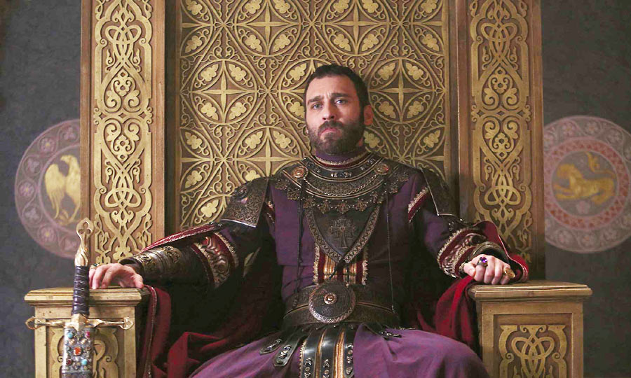 Brace yourself for the heart-stopping Mehmed Fatihli Sultanı Episode 15 (Season 1, Bolum 15 with Urdu subtitles)! Witness a shocking plot against Orhan, a desperate mission by Halime, and a cunning Byzantine scheme. Will Mehmed's plans prevail? Find out on NiaziPlay!