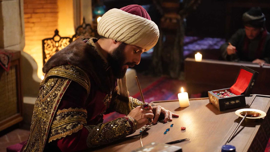 Brace yourself for a captivating episode of Mehmed Fetihler Sultani (Season 2, Episode 19) with English subtitles on NiaziPlay. Witness the fallout from Baltaoğlu's mistake, the arrival of Giustianni in Constantinople, and the escalating tensions as both sides prepare for the siege.