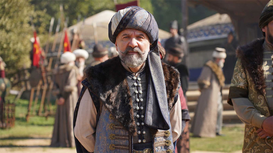 Brace yourself for a thrilling episode of Mehmed Fetihler Sultani (Season 2, Episode 21) with Urdu subtitles on NiaziPlay. Political conspiracies, military confrontations, and the looming siege of Constantinople take center stage as Sultan Mehmed faces critical decisions.