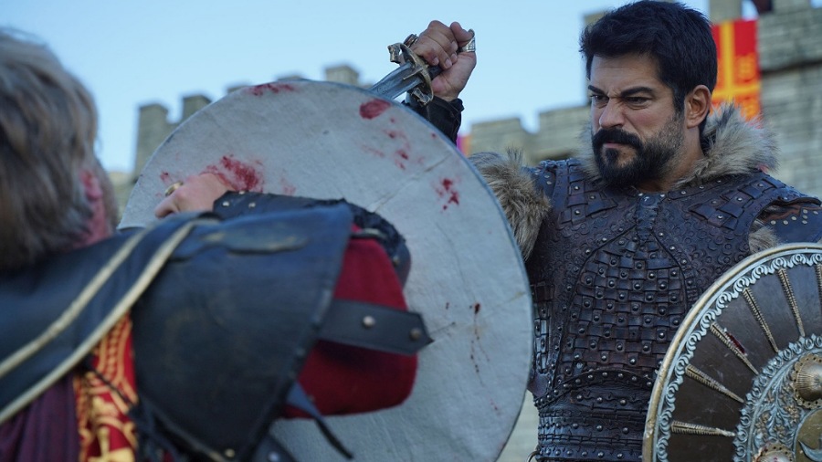 Explore the gripping events of Kurulus Osman Season 6 Episode 170 in Urdu Subtitles. Osman Bey prepares a massive blow against Byzantium. Watch the latest episode on NiaziPlay.