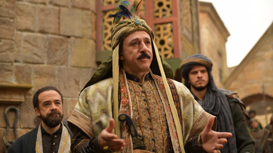 Witness the unfolding drama in Sultan Salahuddin Ayyubi Season 2 Episode 34 as Saladin faces betrayal in Cairo and turmoil in Jerusalem. Watch with Urdu subtitles on NiaziPlay.