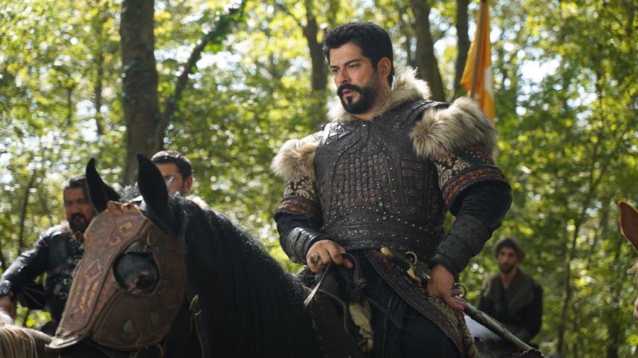 Watch Kurulus Osman Season 6 Episode 177 with Urdu Subtitles. Witness Osman Bey’s relentless fight against the Mongol Commander Ulugan, Prince Orhan’s rescue, and Bala Hatun’s struggle for Poena. Stream now on NiaziPlay.