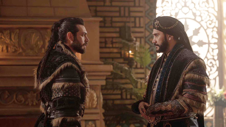 Watch Sultan Salahuddin Ayyubi Season 2 Episode 43 with English subtitles! Witness Saladin’s strategy, Rakif’s betrayal, and Börü’s perilous mission. Stream now on NiaziPlay.