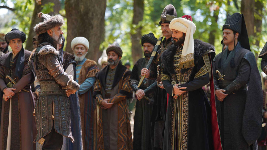 Watch Mehmed Fetihler Sultani Season 2 Episode 46 Urdu Subtitles as Mehmed hunts down betrayal, Beyazid mysteriously disappears, and Agamemnon targets Ottoman justice. Don’t miss SEASON 2 Bolum 46 in Urdu on NiaziPlay.