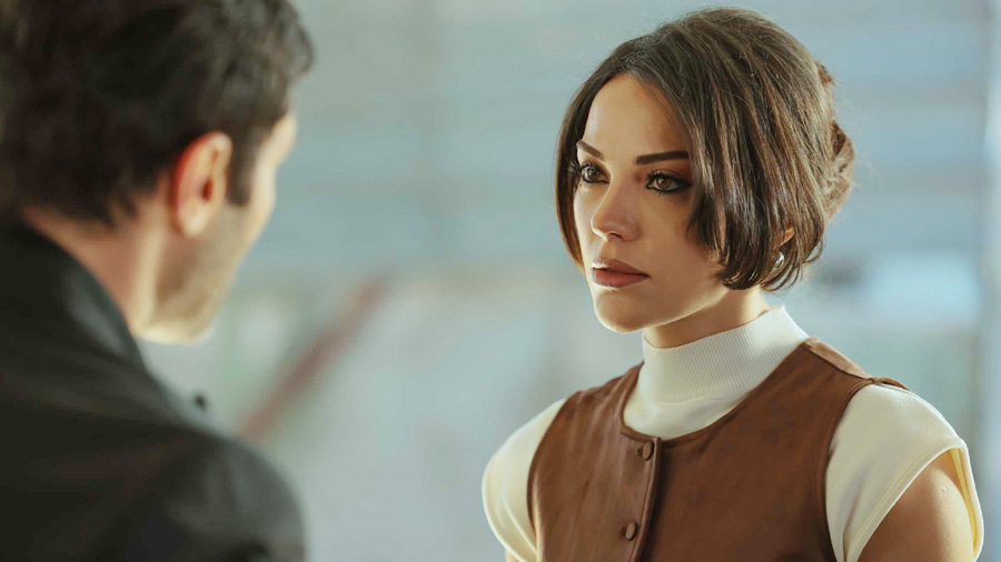Watch Teskilat Season 5 Episode 145 Urdu Subtitles as Altay faces deadly raids, Korkut chases secrets, and a foreign threat shakes the Organization. SEASON 5 Bolum 145 delivers action, espionage, and emotional depth. Stream now on NiaziPlay.