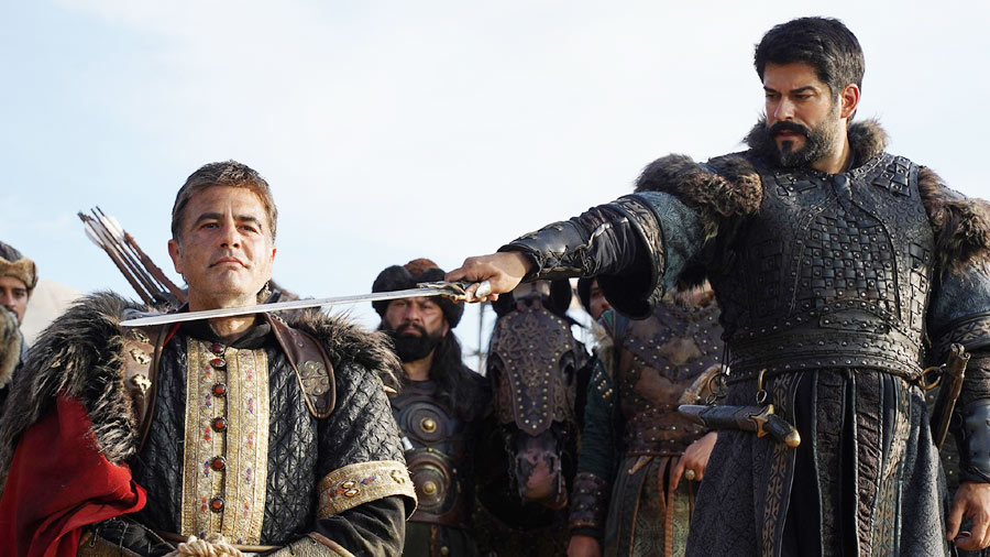 Watch Kurulus Osman Season 6 Episode 194 Urdu Subtitles on NiaziPlay. In this explosive Season Finale, Osman Bey takes his revenge on Claudius and Sofia while setting a new goal for Anatolia. Don’t miss Bolum 194 – the most powerful end to SEASON 6.