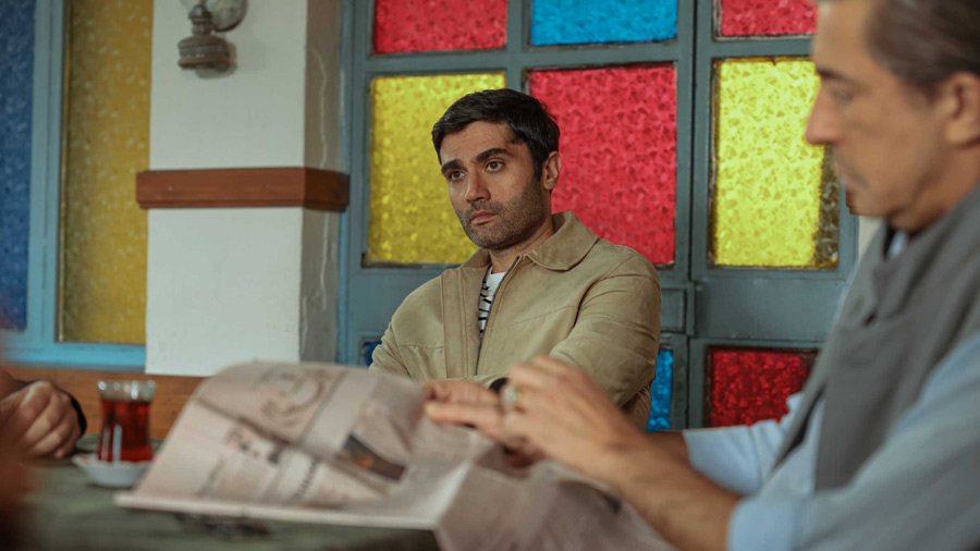 Watch Teskilat Season 5 Episode 147 Urdu Subtitles on NiaziPlay. Altay confronts Colonel Nazım and chases Kate to stop a nuclear disaster. Don’t miss Bolum 147 – a gripping episode of SEASON 5 packed with thrill and danger.